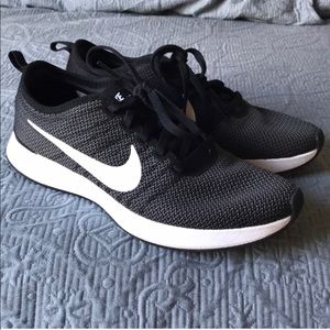 Nike DualTone Racer Shoes: Women’s Size 7.5